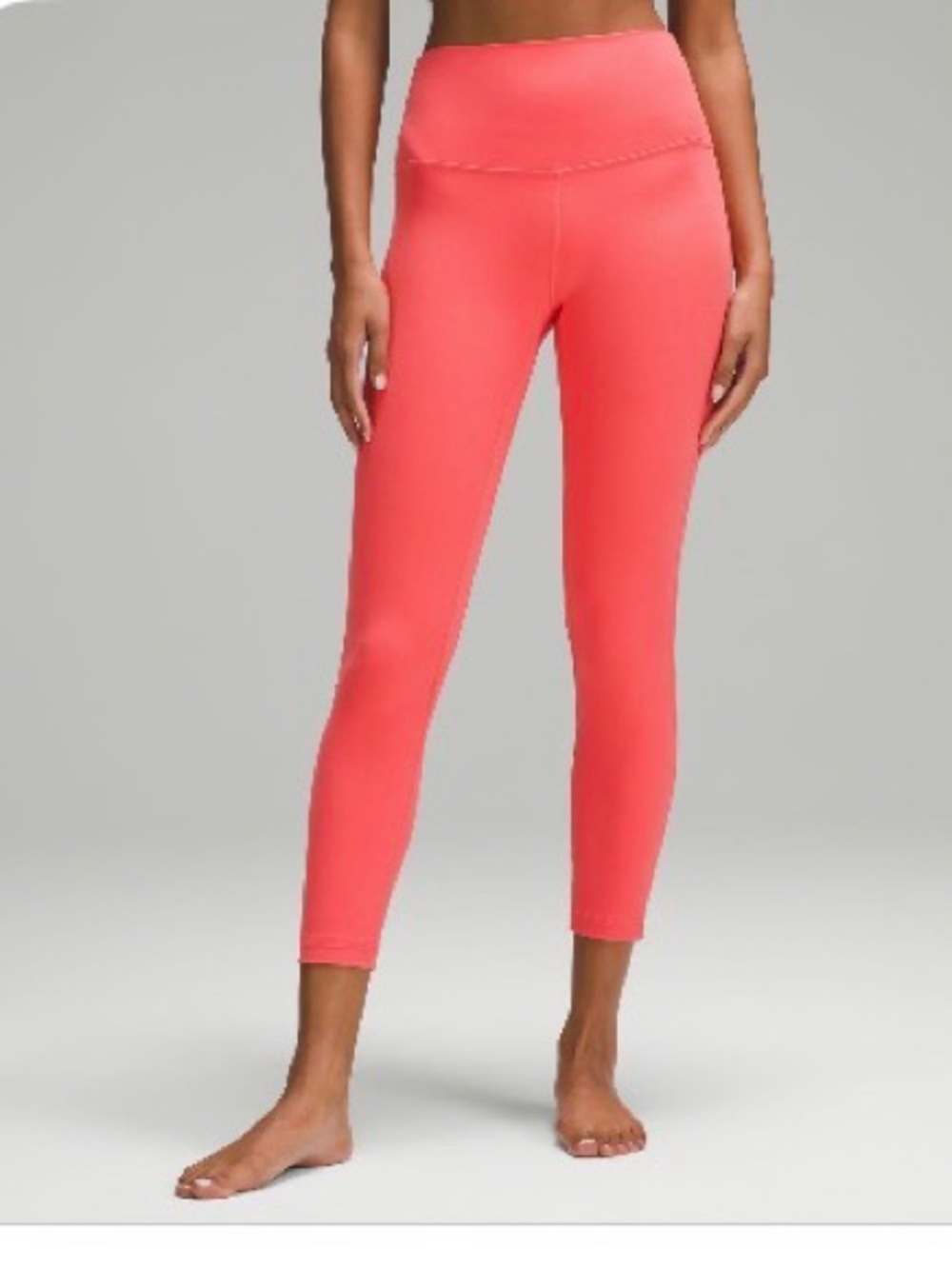 Lululemon align high rise 25’
Pale Raspberry